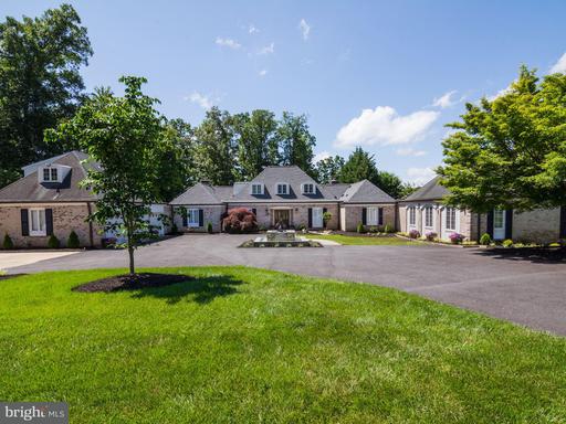 Property for sale at 11707 Talley Ct, Oakton, VA 22124