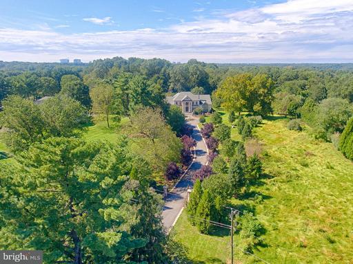 Property for sale at 1532 Crowell Rd, Vienna, VA 22182