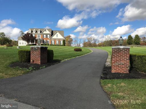 Property for sale at 38772 Boca Ct, Waterford, VA 20197