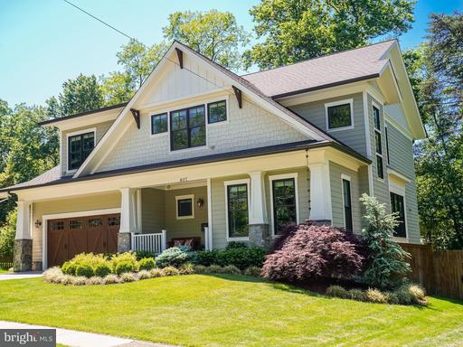 Property for sale at 407 Upham Pl Nw, Vienna, VA 22180
