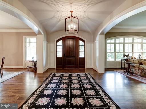 Property for sale at 921 Mackall Ave, Mclean, VA 22101