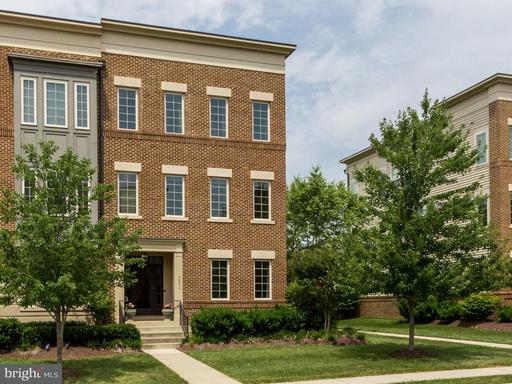42270 Rhett, Ashburn, VA 20148