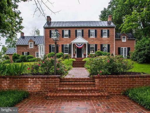 21524 Whites Ferry, Poolesville, MD 20837