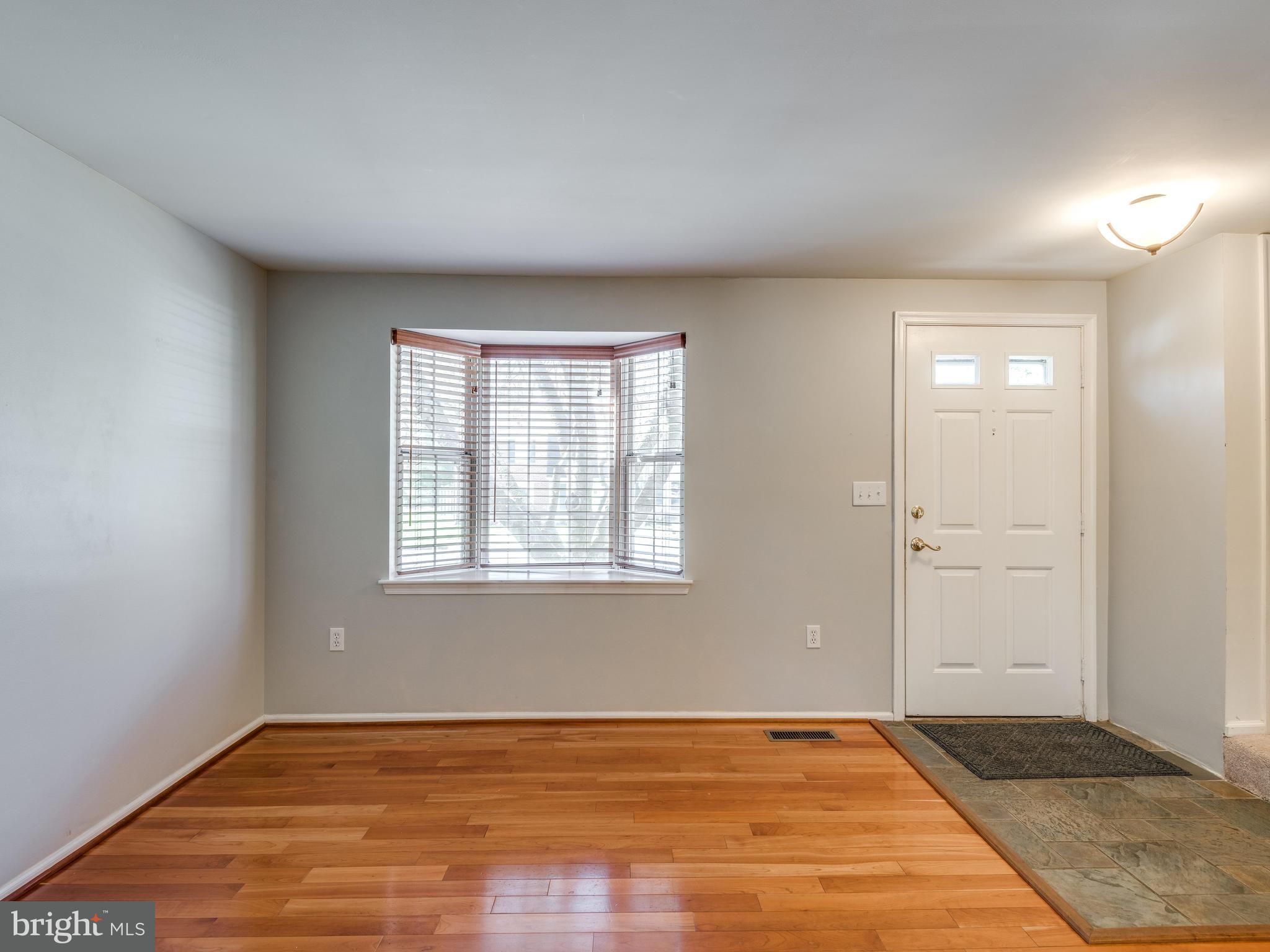 24 Alden Court Sterling Va 20175 Re Max Gateway 24 Alden Court Sterling Va 20175