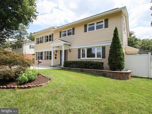 11307 Gainsborough, Potomac, MD 20854
