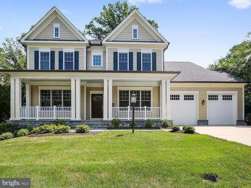 5107 Waukesha, Bethesda, MD 20816