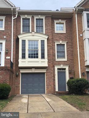 3944 Valley Ridge, Fairfax, VA 22033