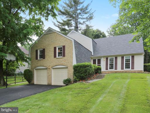 9857 Dellcastle, Montgomery Village, MD 20886